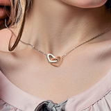 Gift For Niece-Unique Bond Like Sisters Interlocking Locked Hearts Necklace